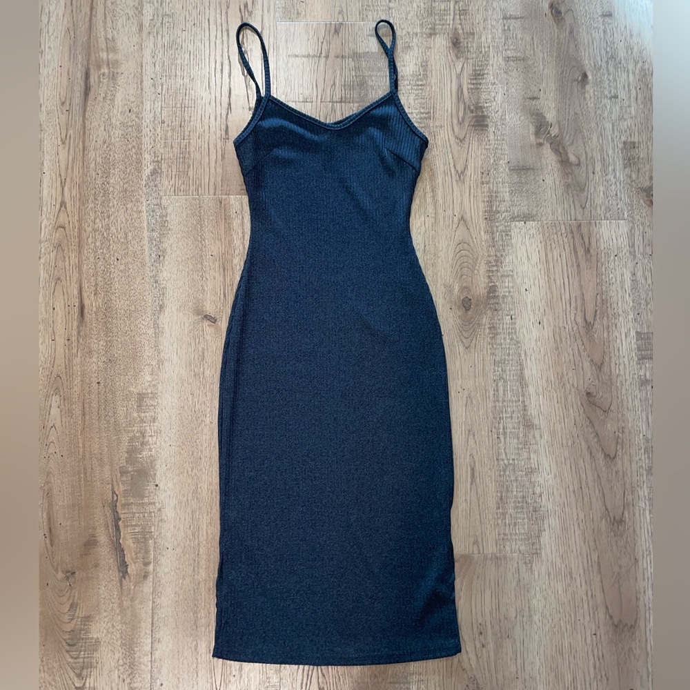 Bodycon Gray Ribbed Midi Dress